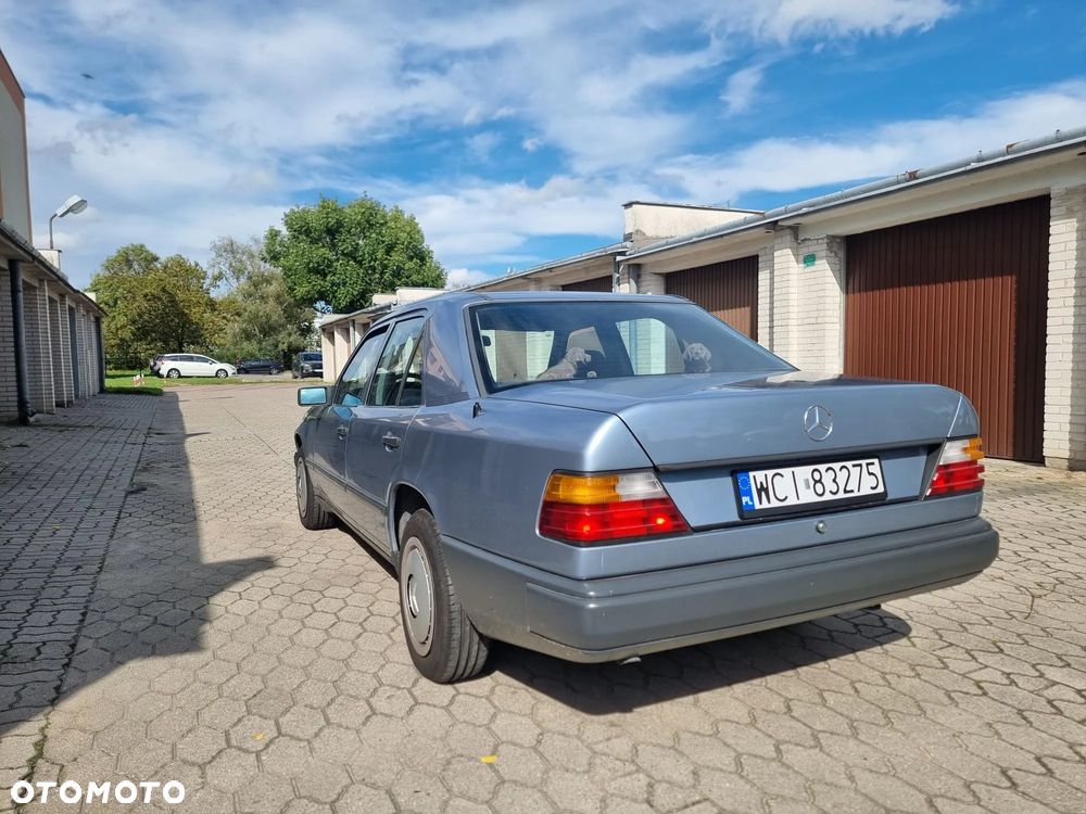 Mercedes-Benz W124 (1984-1993) - 4