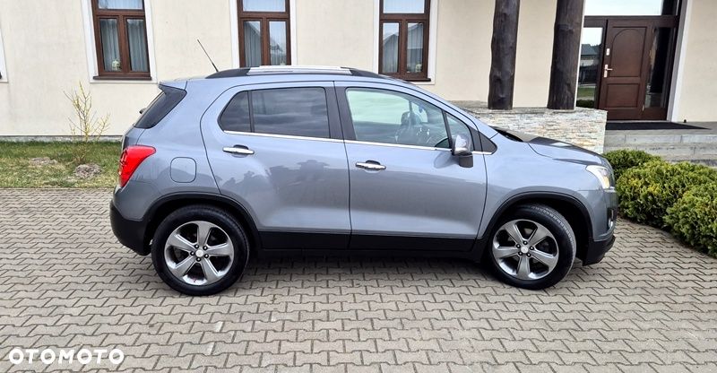 Chevrolet Trax 1.6 LT - 28