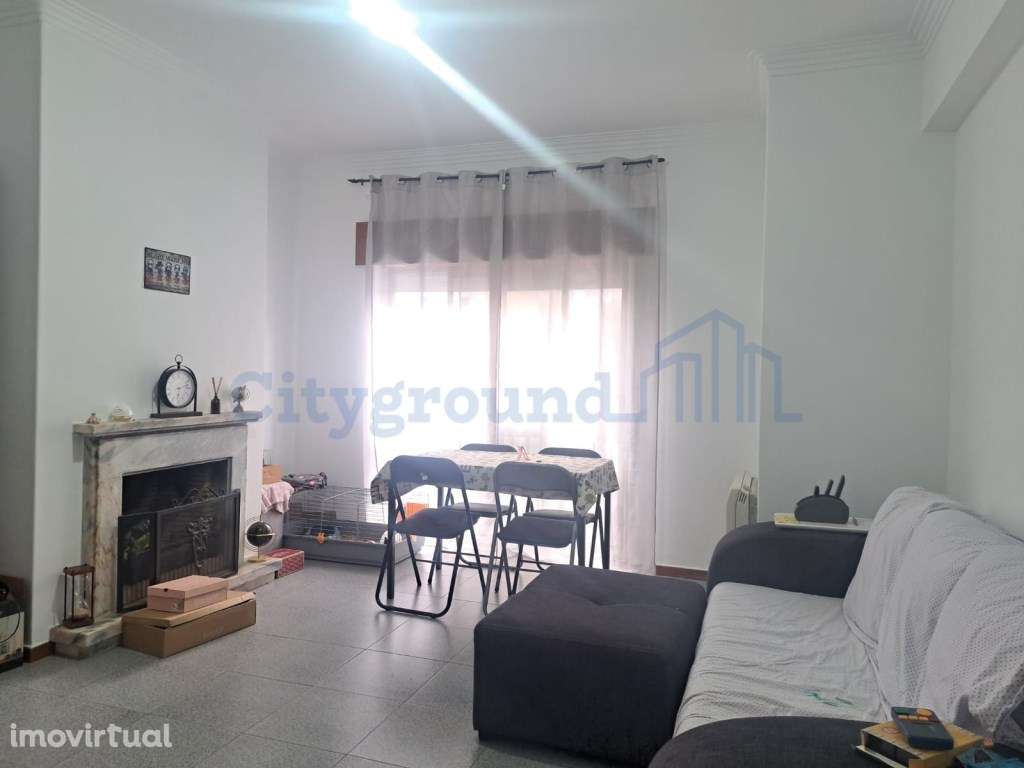 Bom apartamento T2 no Casal do Marco, Seixal - Grande imagem: 3/12