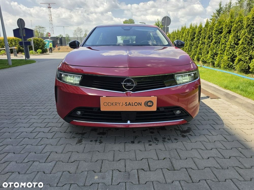 Opel Astra 1.2 Turbo Enjoy - 4