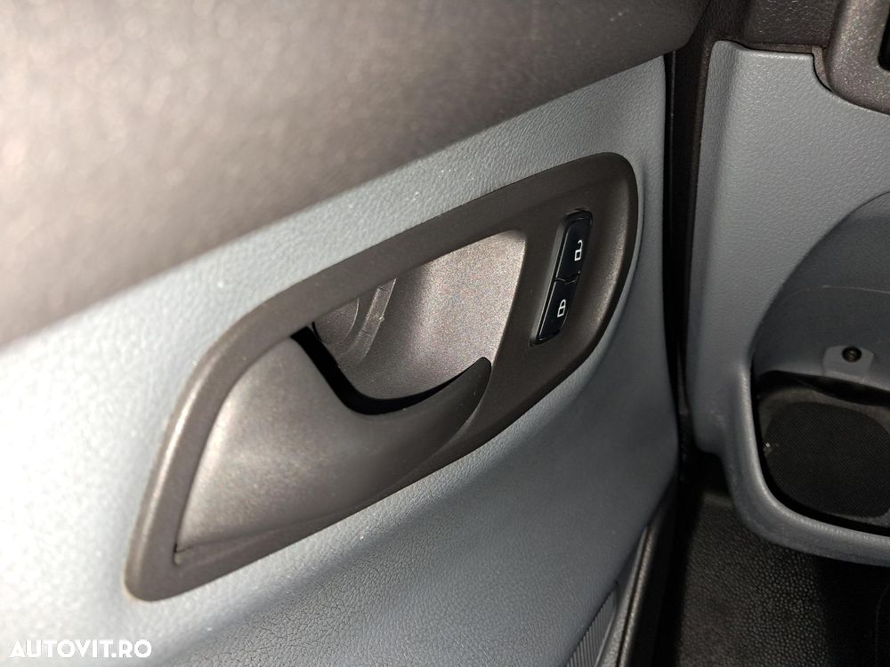 Ford transit custom 2.2d 101cp - 13