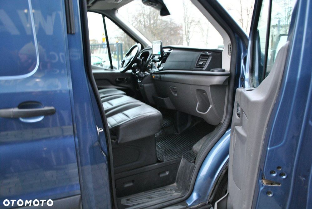 Ford Transit - 24