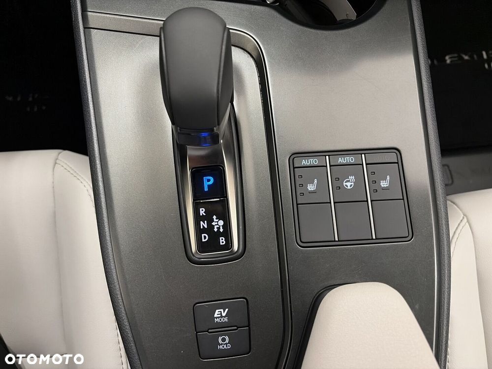 Lexus UX 300h F Sport Design - 20