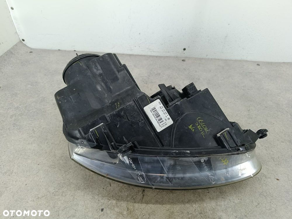 LAMPA PRZÓD LEWA VW GOLF V 1K6941005P  1EG247007-07  HELLA - 12