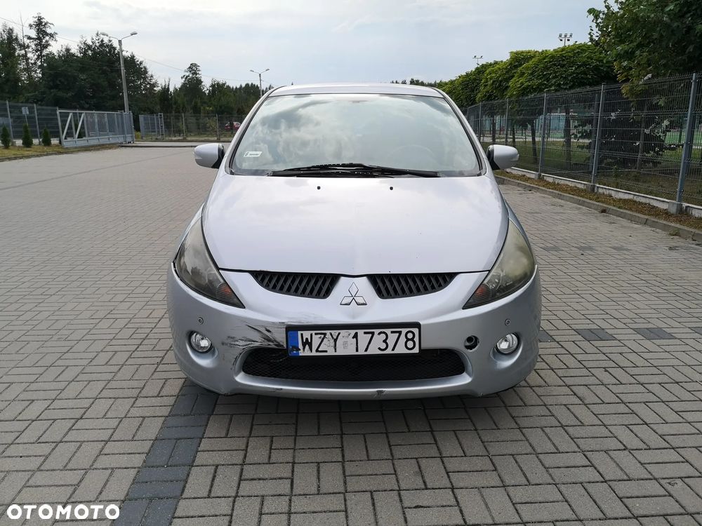 Mitsubishi Grandis - 4