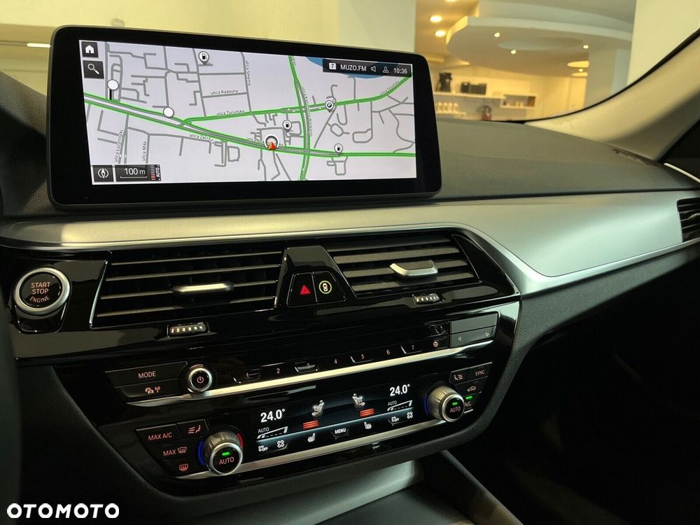 BMW Seria 5 - 28