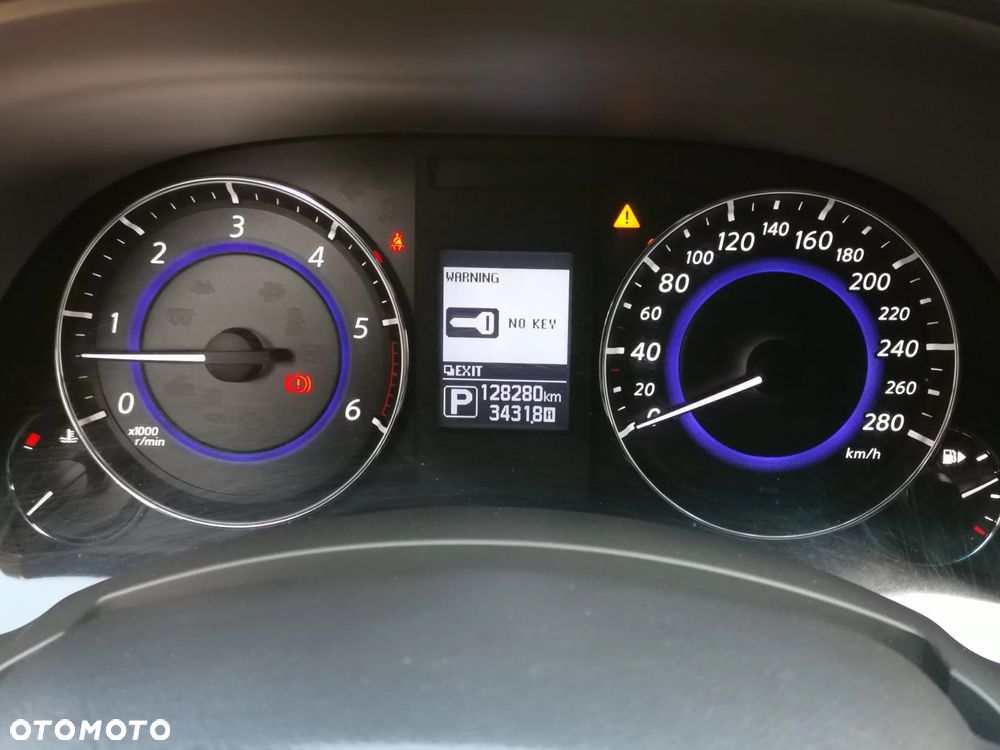 Infiniti QX70 3.0d S Premium - 9