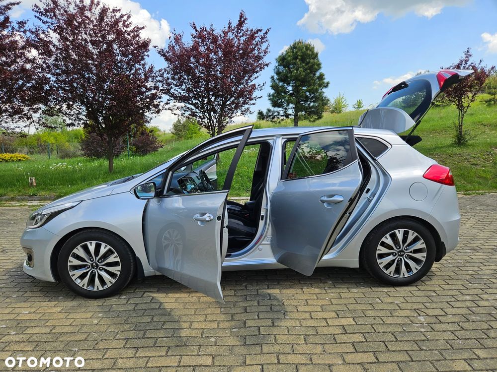 Kia Ceed 1.6 GDI L Business Line - 36