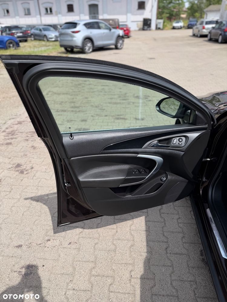 Opel Insignia - 18