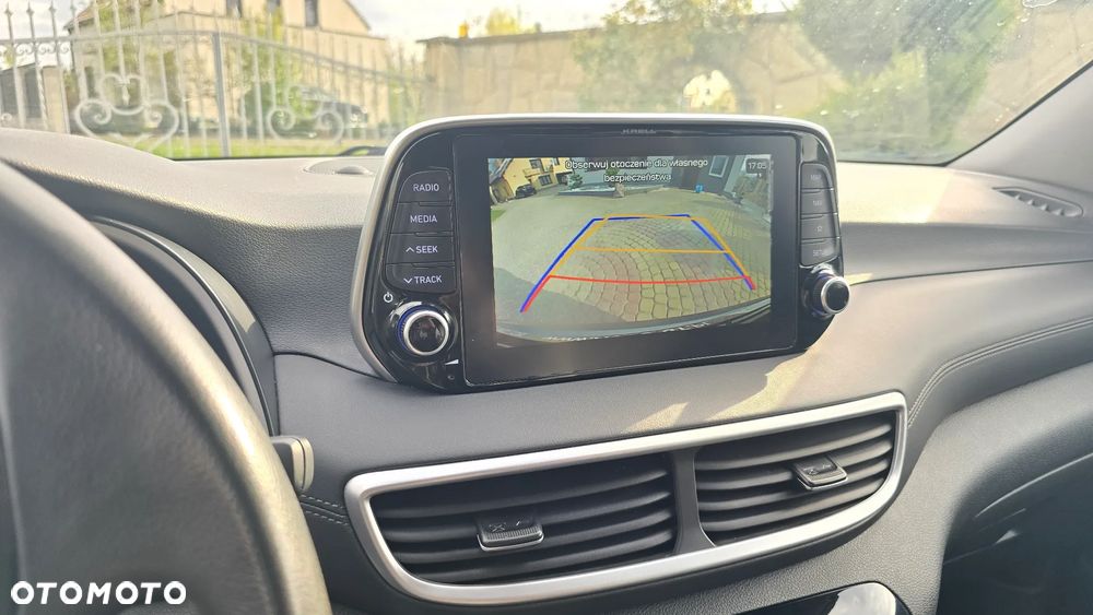 Hyundai Tucson 1.6 GDi 2WD Select - 24