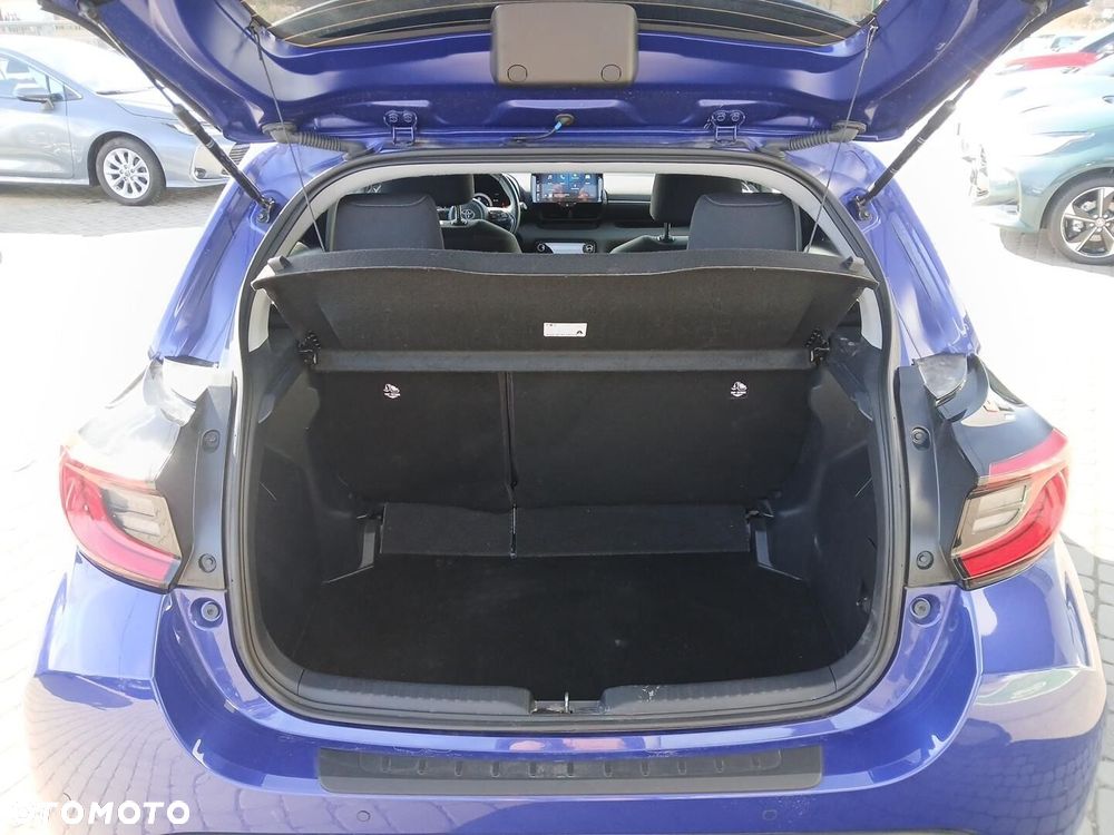 Toyota Yaris Hybrid 1.5 Style - 14