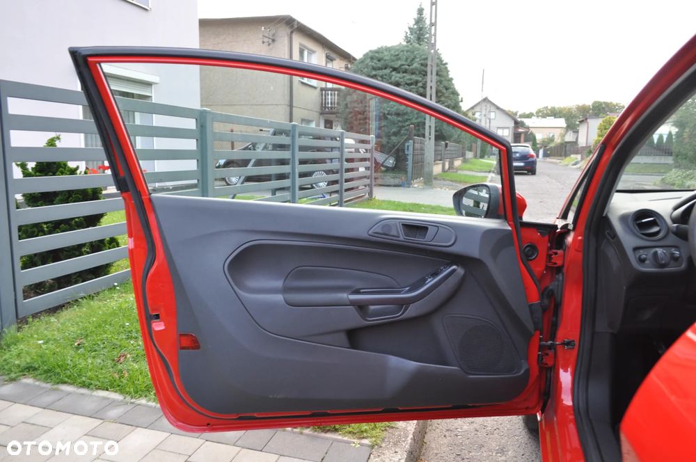 Ford Fiesta 1.25 Ambiente - 13