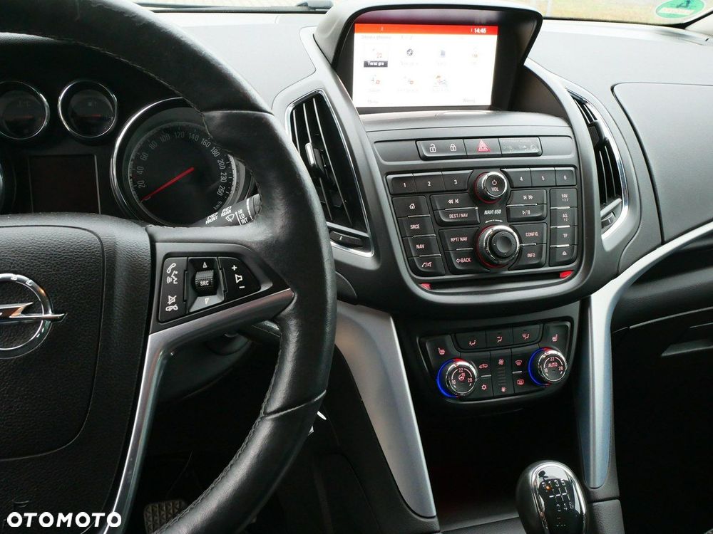 Opel Zafira - 17