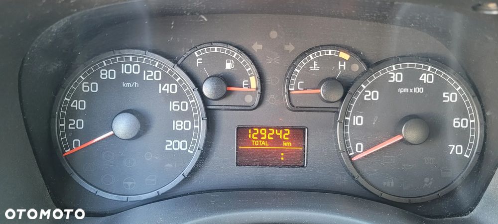 Fiat Punto 1.2 8V - 19