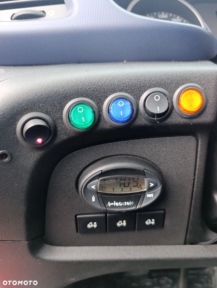 Iveco DAILY 70C21A8P - 18