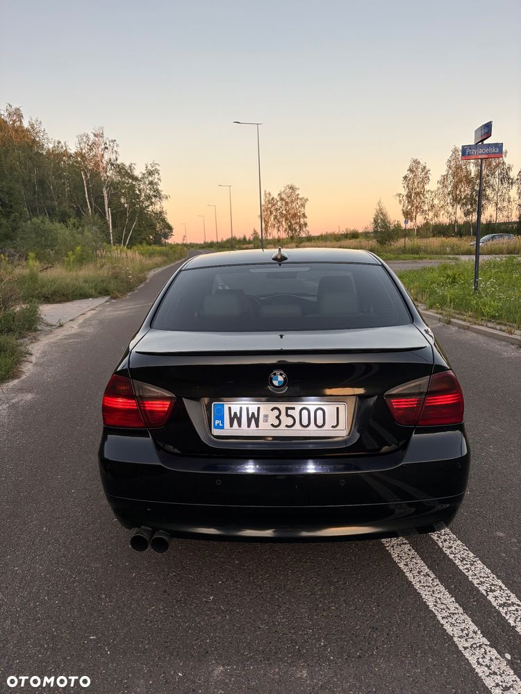 BMW Seria 3 330i - 6