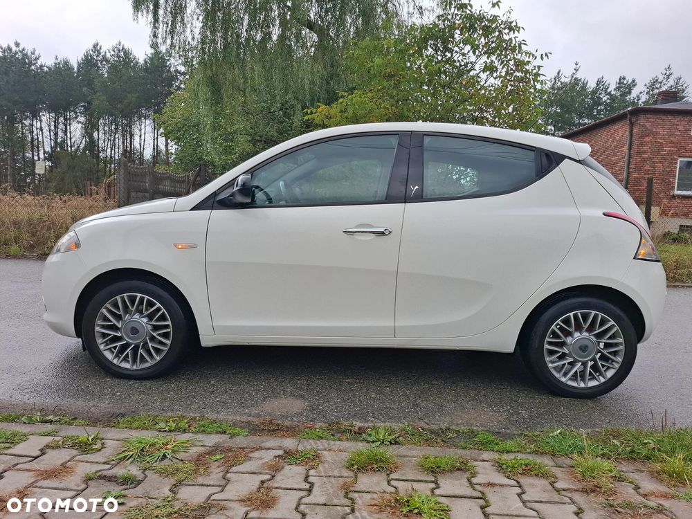 Lancia Ypsilon Y 1.2 8v Platinum - 6
