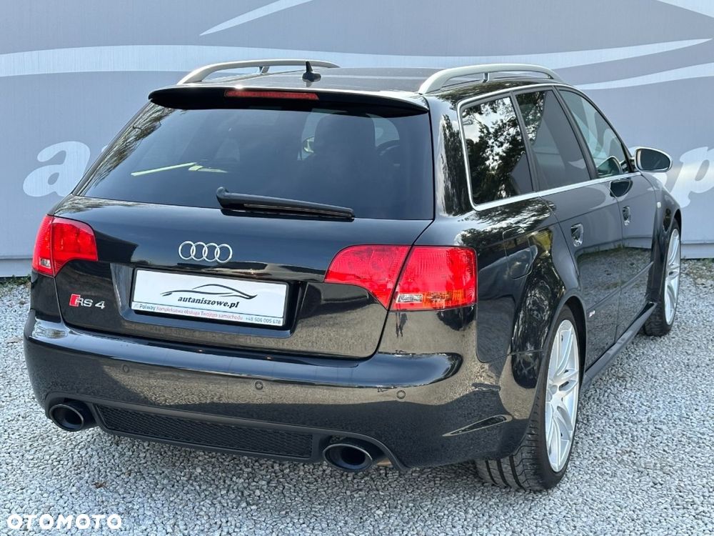 Audi RS4 Avant Avant - 21