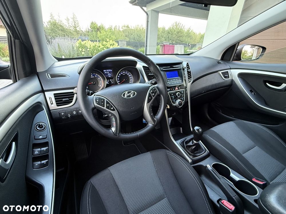 Hyundai i30 i30cw 1.6 Fifa World Cup Edition - 16