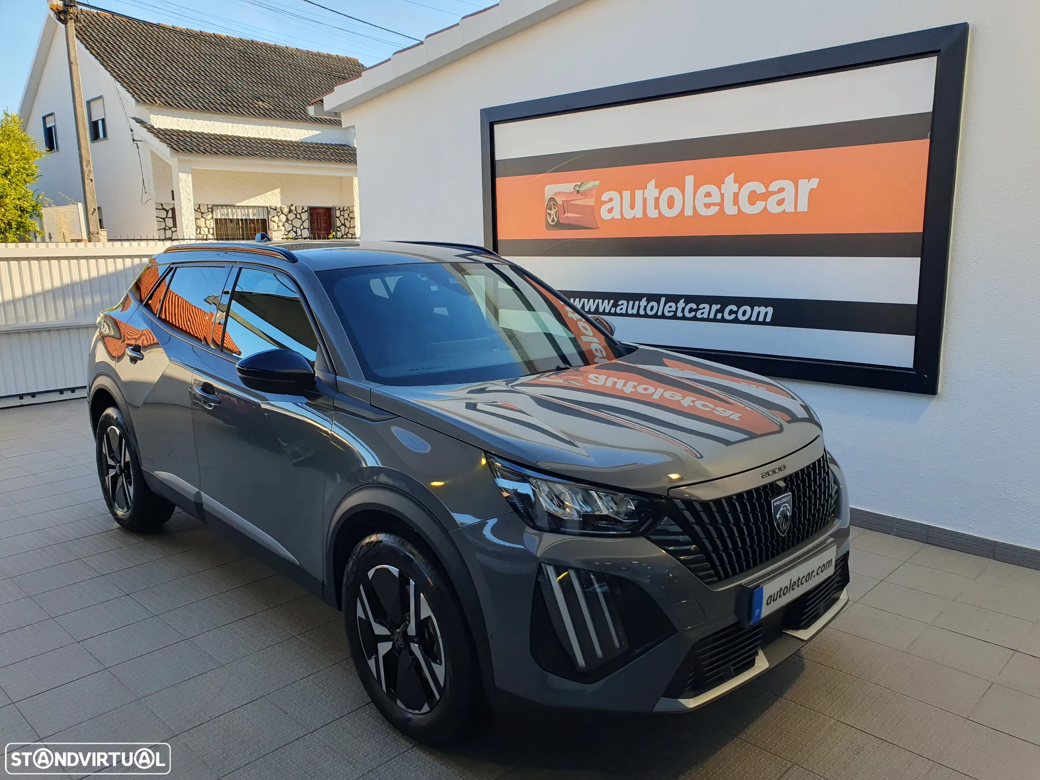 Peugeot 2008 1.2 Hybrid Allure e-DCS6 - 2