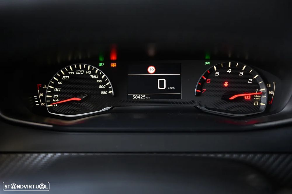 Peugeot 208 1.2 PureTech Active Pack - 38