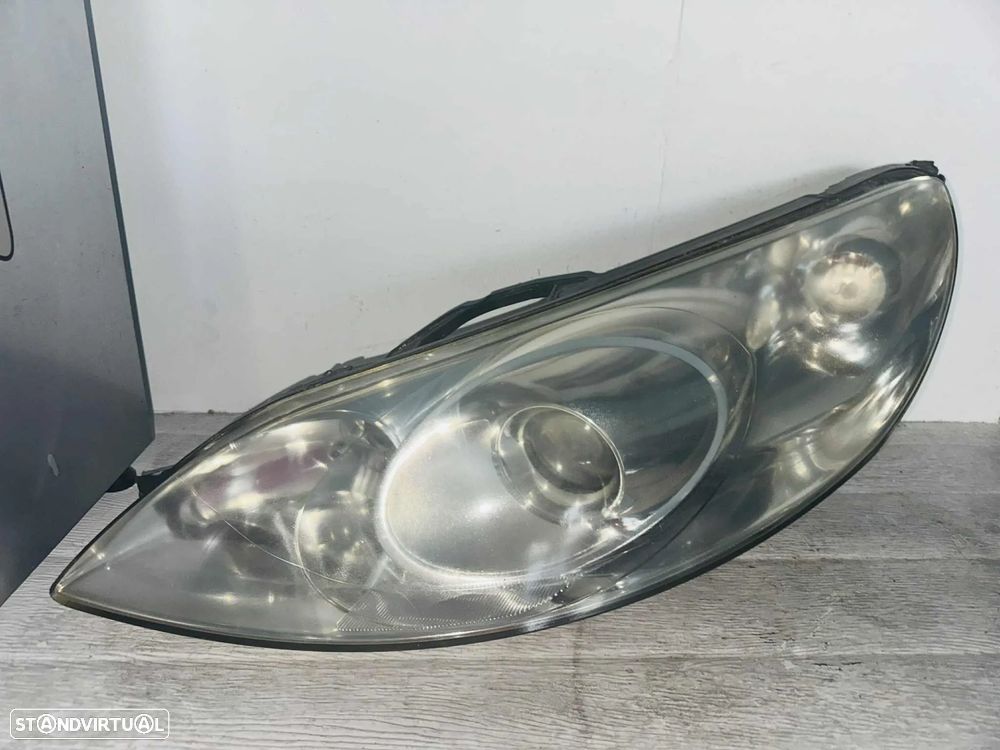 Farol Esquerdo Peugeot 407 - 04/09 - 1