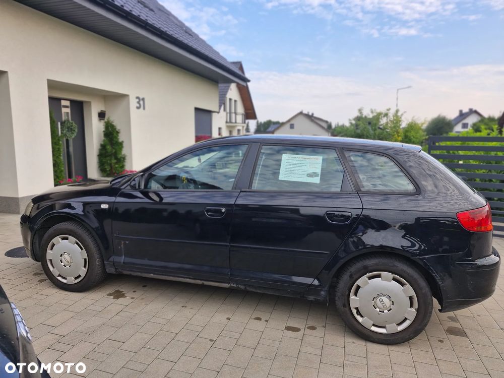 Audi A3 Sportback - 3