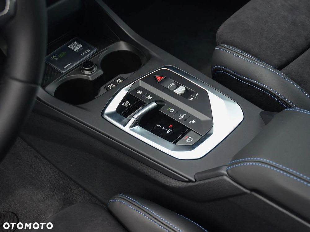 BMW Seria 2 220 mHEV - 13