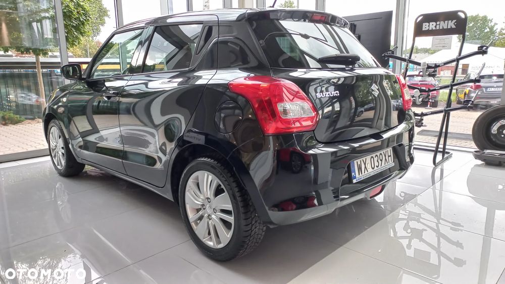 Suzuki Swift 1.2 Premium Plus - 10