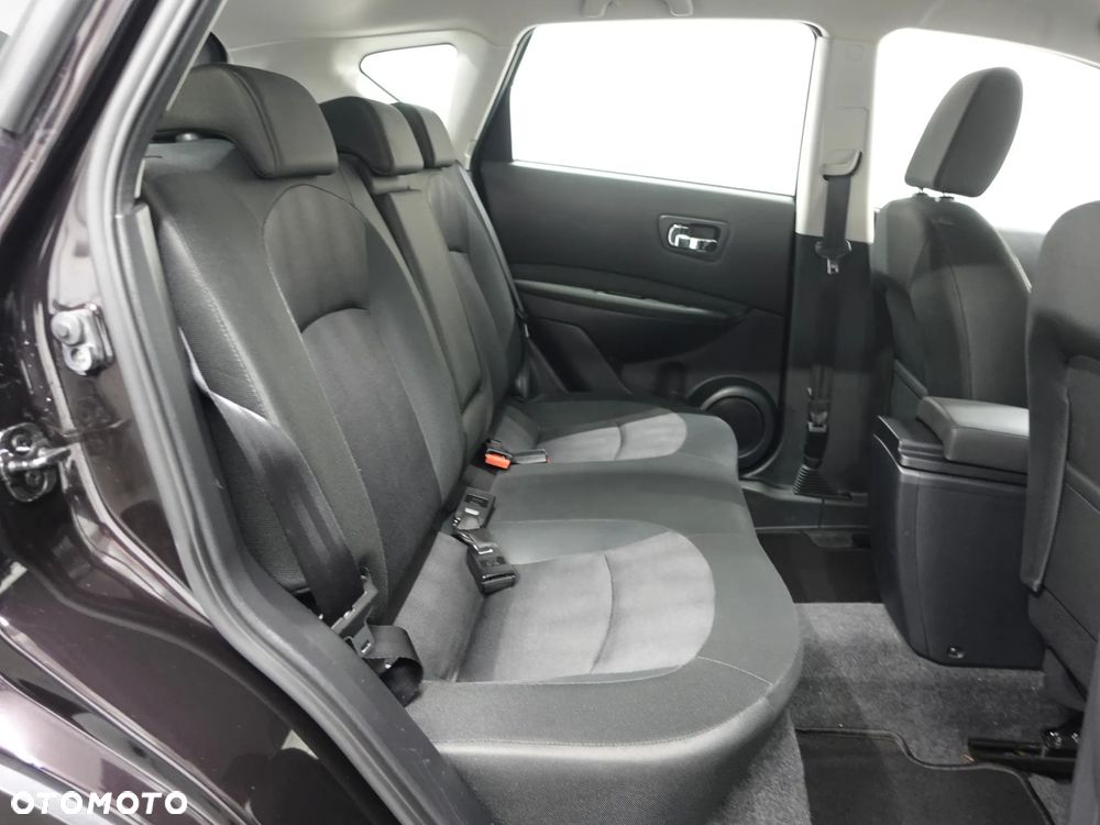 Nissan Qashqai 1.6 visia - 23