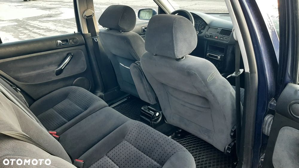 Volkswagen Golf IV 1.4 16V Basis - 10