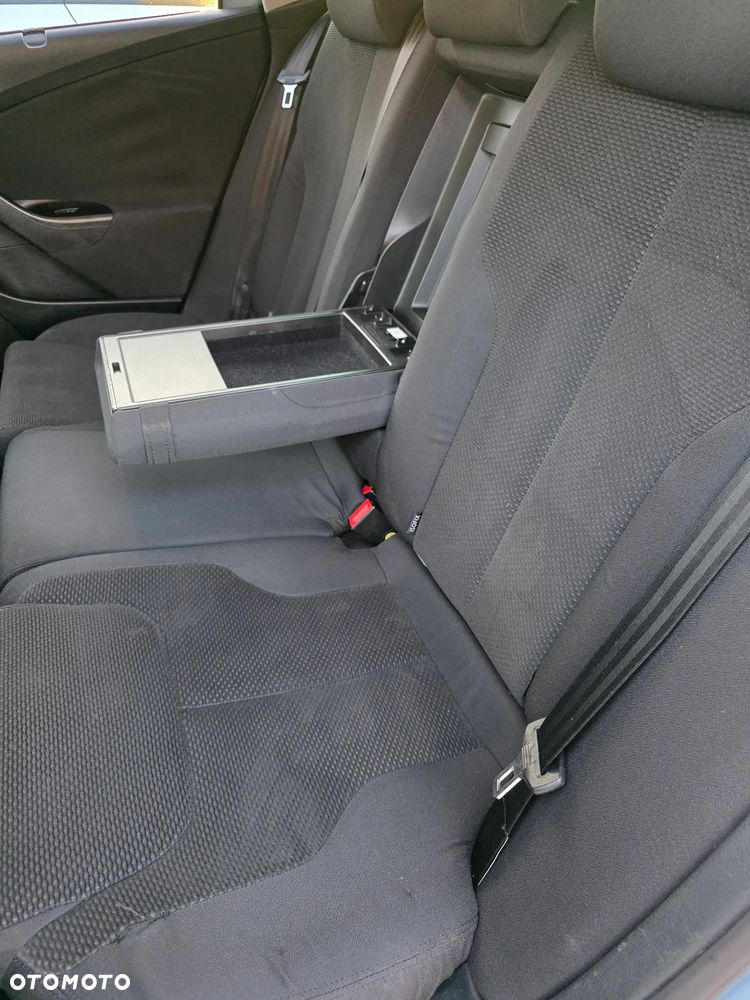 Volkswagen Passat 1.6 FSI Comfortline - 16