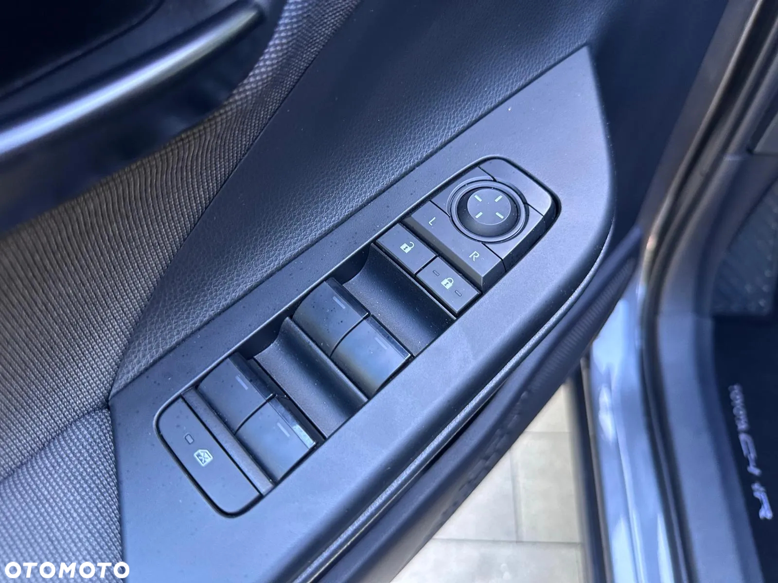 Toyota C-HR 1.8 Hybrid Comfort - 20