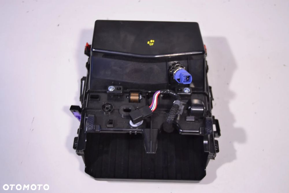 Ładowarka indukcyjna schowek LEXUS NX 350H 450H+ - 3