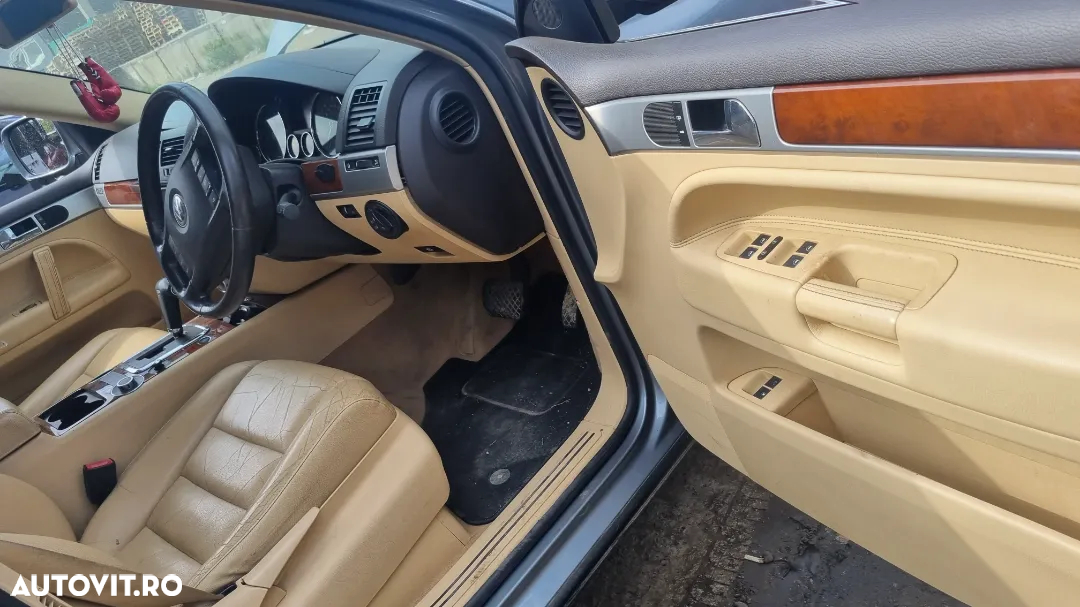 Piese auto Vw Touareg 7L 2006 - 19