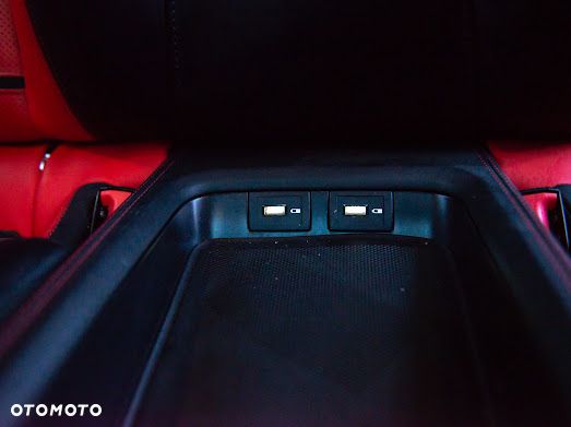 Mercedes-Benz AMG GT 63 S 4Matic+ Speedshift MCT 9G - 29