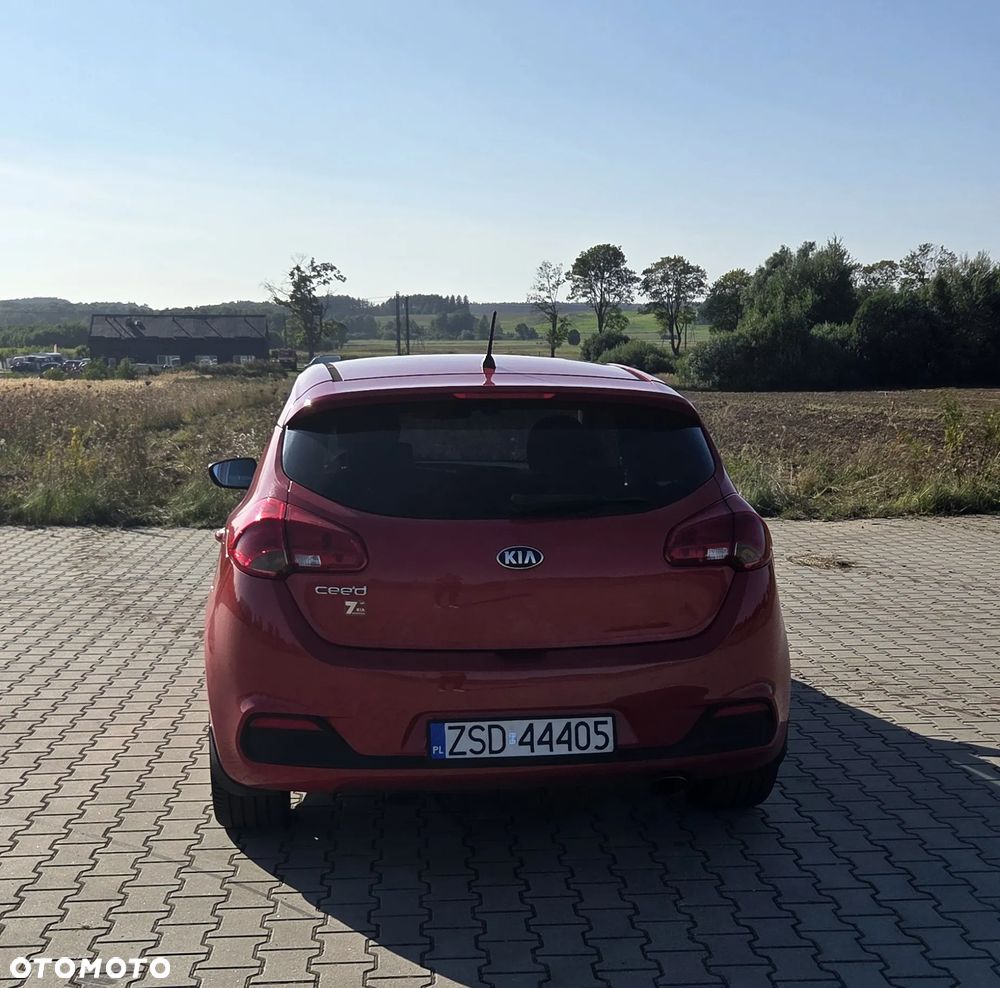 Kia Ceed 1.4 L - 4