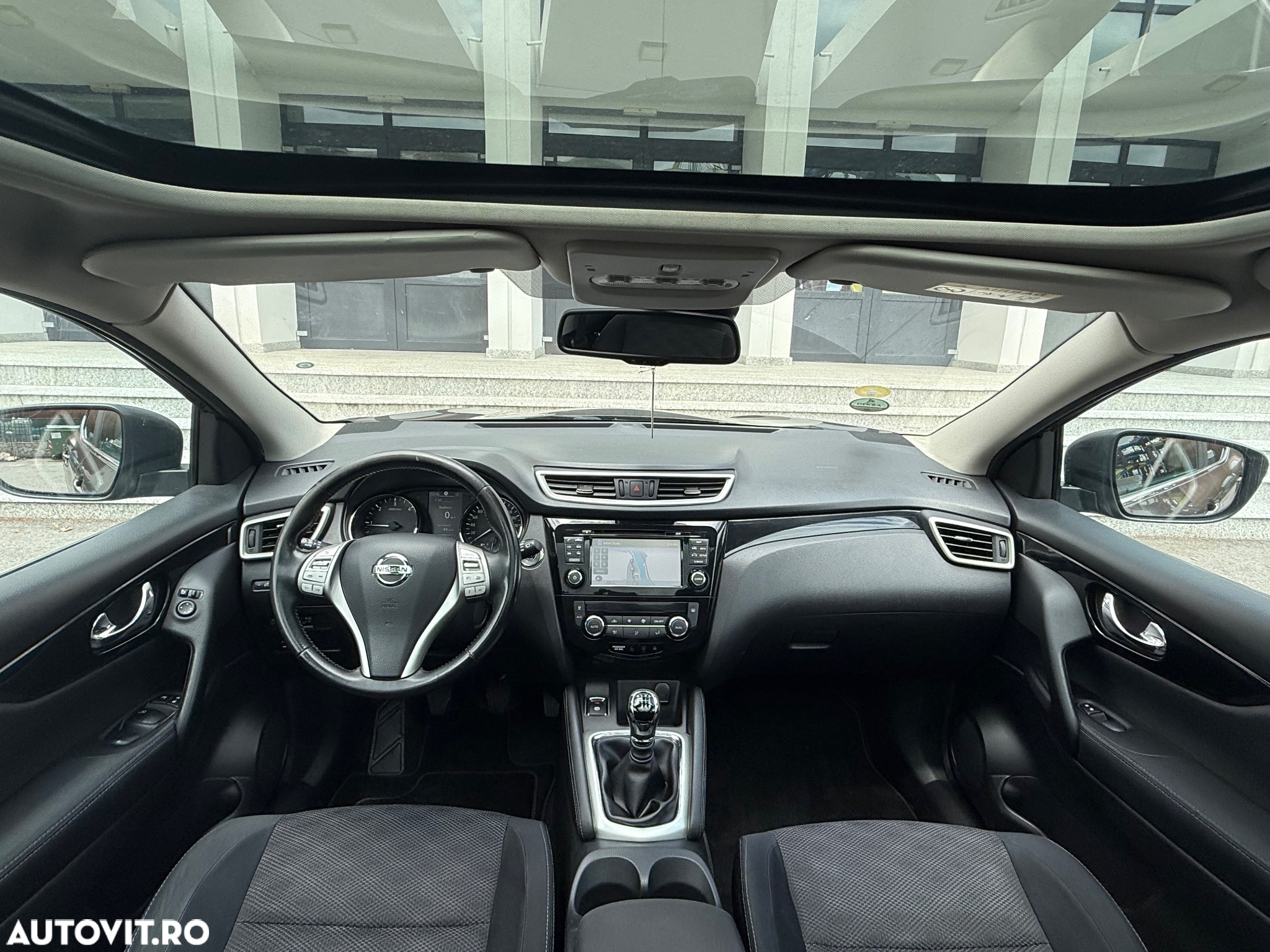 Nissan Qashqai 1.5 DCI N-Connecta - 7