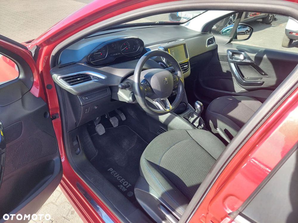 Peugeot 208 1.2 PureTech Style - 13