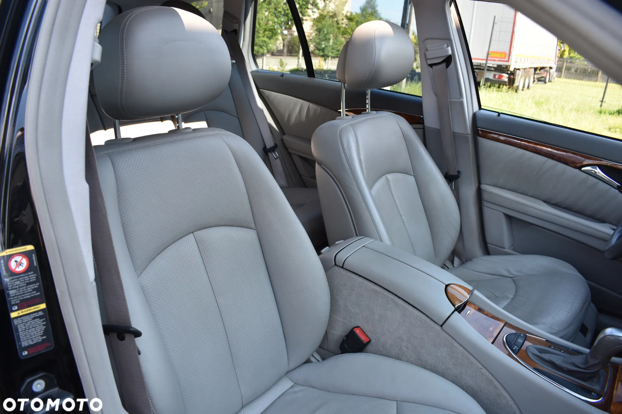Mercedes-Benz Klasa E 320 CDI 4-Matic Avantgarde - 3