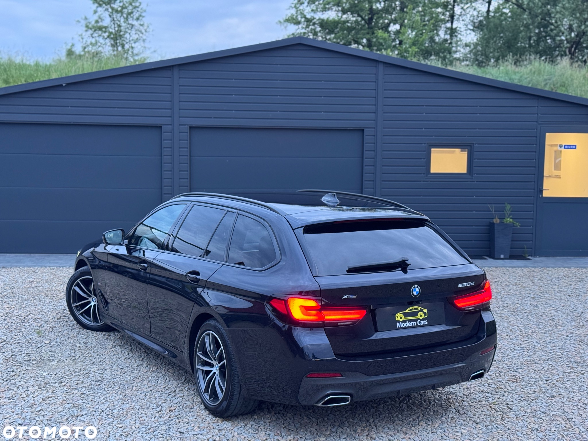 BMW Seria 5 520d xDrive Touring M Sport Edition - 6