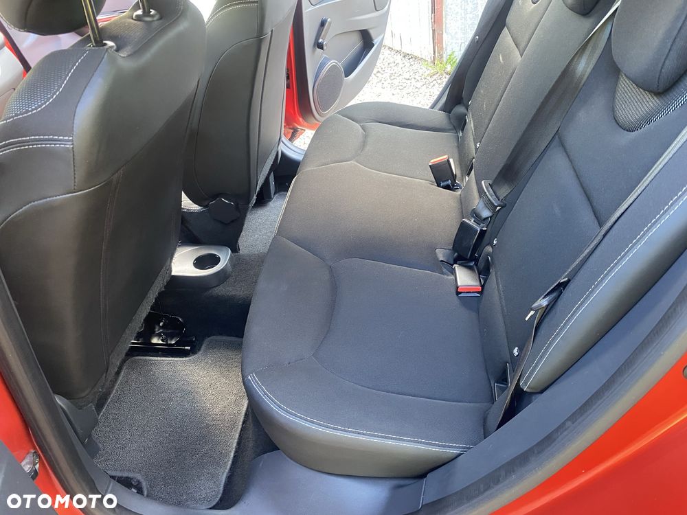 Renault Clio - 6