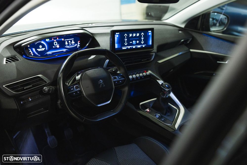 Peugeot 5008 1.2 PureTech Allure Pack EAT8 - 7