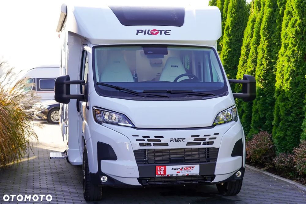 PILOTE P740 FGJ - 2