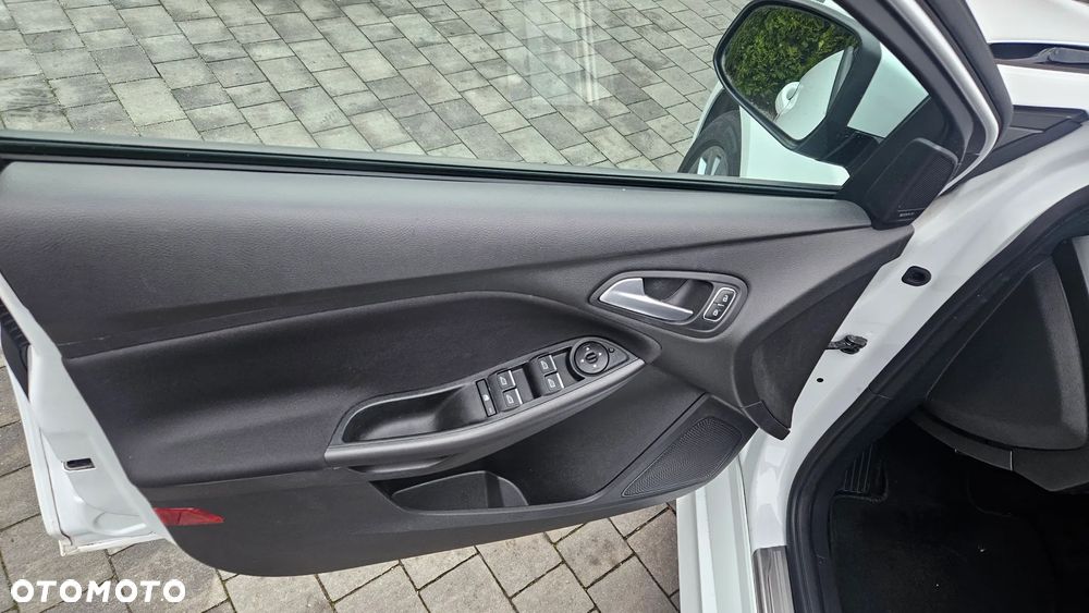 Ford Focus 1.0 EcoBoost ST-Line ASS - 8