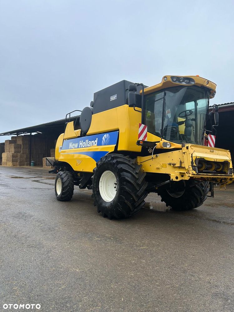 New Holland CSX 7070 - 4