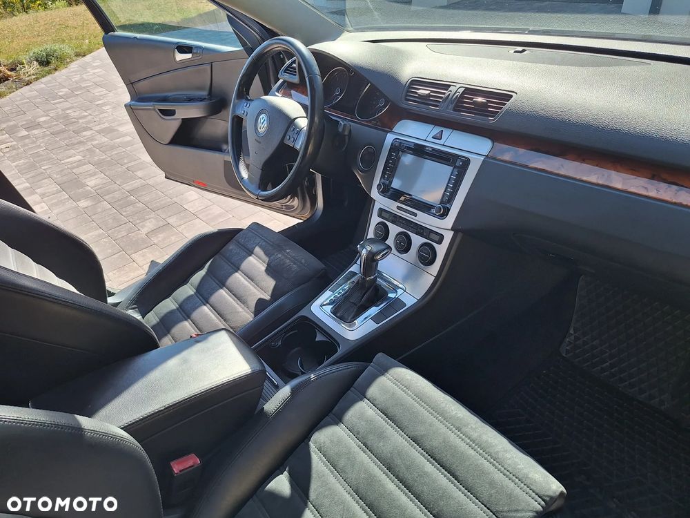 Volkswagen Passat 2.0 TDI Highline DSG - 18