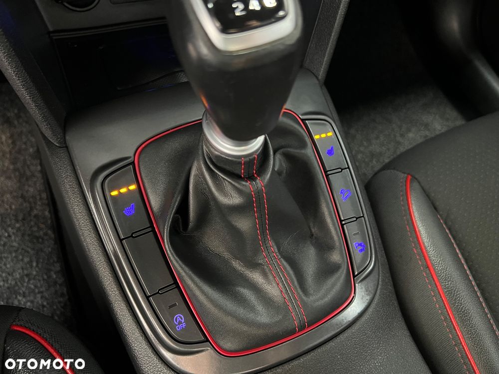 Hyundai Kona - 17
