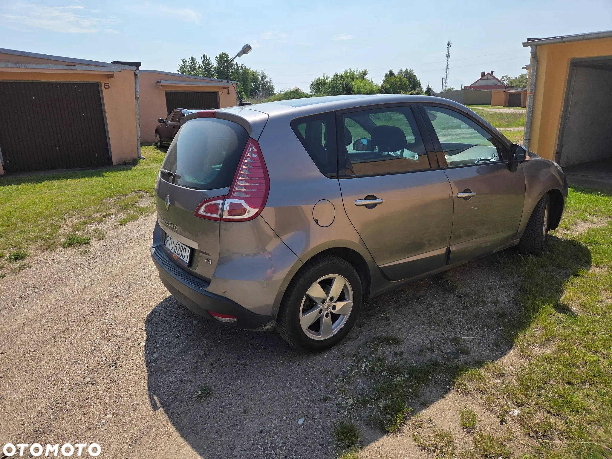 Renault Scenic 1.9 dCi Emotion Plus - 3