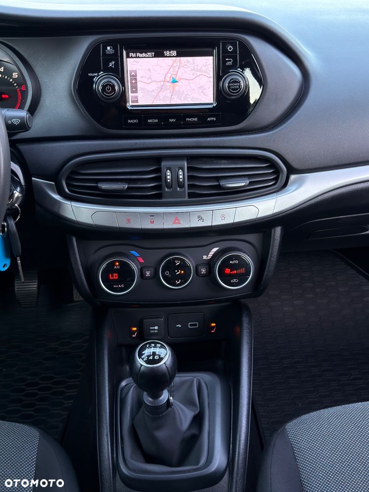 Fiat Tipo 1.4 16v Easy EU6d - 22
